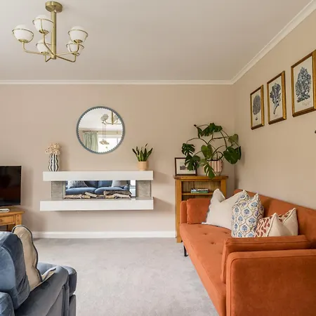 Oakbank-central Grasmere