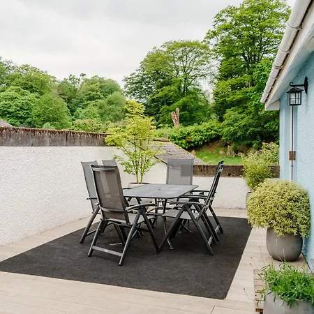 Oakbank-central * Grasmere